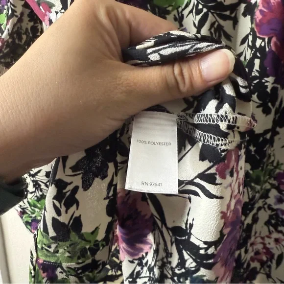 J Jill Cream Floral Dark Button Front Long Sleeve Blouse - Picture 5 of 6